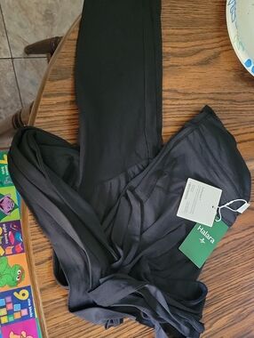 HALARA Black Leggings